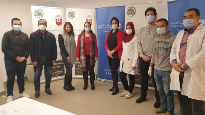 البنك العربي يقيم حملة تبرع بالدم لموظفيه بالتعاون مع مستشفى القصر العيني