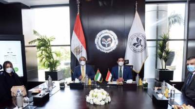 رئيس «العامة للاستثمار» وسفير الإمارات يبحثان فرص الاستثمار في مصر