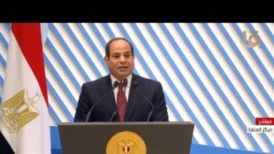 اللهم أنت ربى لا إله إلا أنت.. دعاء الرئيس السيسى فى احتفالية المرأة المصرية