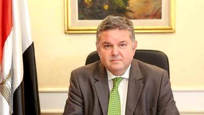 أحمد حجازي رئيس غير تنفيذي القابضة للأدوية وأشرف الخولى العضو المنتدب التنفيذي