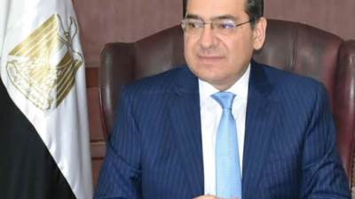 وزارة البترول تنفي شائعة تراجع عدد الشحنات المصرية المصدرة من الغاز الطبيعي المسال