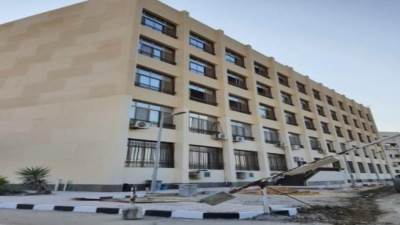 وزير التعليم العالي يستعرض تقريرا ميدانيا حول مشروعات جامعة طنطا 