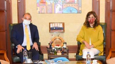 وزيرة الهجرة تدعو شركات الوساطة في البورصة للتعريف بخدماتهم عبر منصات الوزارة