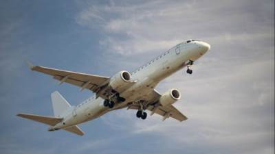 عاجل :مجهول يخطف طائرة في نواكشوط الموريتانية ويهدد بتفجيرها