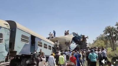 50 مصابا حتى الآن فى حادث تصادم قطارى سوهاج