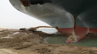 سميت سالفدج.. مهمة خاصة  لها في قناة السويس للسفينة العالقة إيفر جيفن