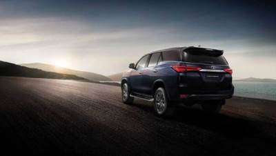 تويوتا تكشف عن اسعار فورتشنر فيس ليفت الجديدة موديل 2022 في مصر 