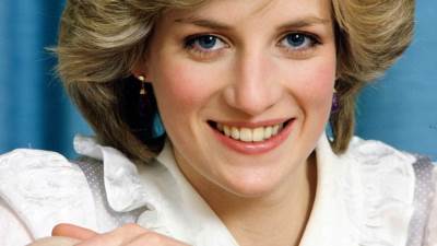 كريستين ستيوارت تجسد شخصية الأميرة ديانه في فيلم "spencer"