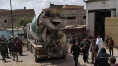 عاجل :اصطدام قطار مطروح بسيارة نقل بالقرب من منطقة مرغم بالإسكندرية