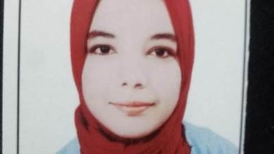 والد ضحية مطروح يناشد المسؤولين بنقلها للمستشفى الجامعي