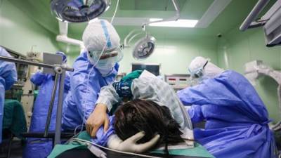 «فرحة بطعم الفراق».. وفاة سيدة بعد إنجابها داخل مستشفى «العزل» في أسوان