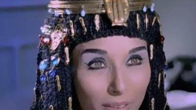 شاهد بالصور اشهر إطلالات نجوم الفن بالزي الفرعوني 