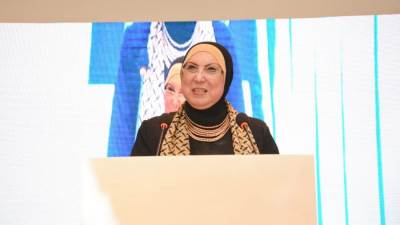 وزيرة التجارة والصناعة تفتتح فعاليات الملتقى السنوى الاول للصناعات الغذائية