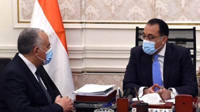 رئيس الوزراء يستعرض مع وزير الموارد المائية والرى نتائج جولة مفاوضات "كينشاسا"