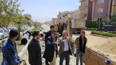 رئيس جهاز العبور الجديدة يتفقد مشروعات الإسكان والمرافق بالمدينة