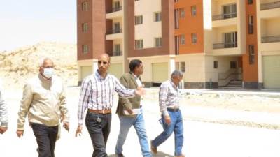 وزير الإسكان: 75 ٪ نسبة إنجاز "عمارات مدينة السلام" للسكن البديل