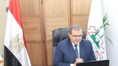 القوى العاملة : تعيين 603 شاباً ، منهم 33 من  ذوى القدرات  