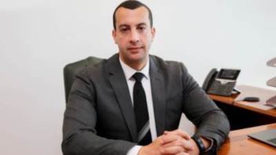 "الاتصالات" تضاعف طاقة مركز تلقى الشكاوى الاستيعابية.. وتطلق رقما موحدا للتواصل