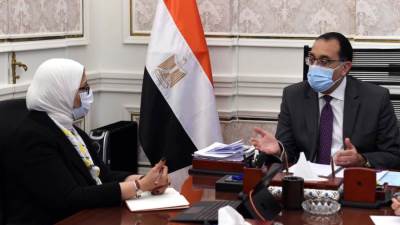 مدبولي: تكليفات من الرئيس بالتوسع في إعطاء اللقاحات للحد من انتشار الفيروس