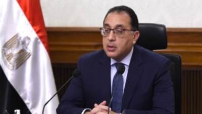 رئيس الوزراء يتابع مع وزير الشباب ملفات عمل الوزارة