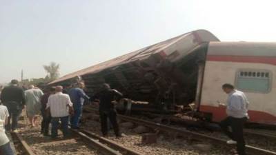 عاجل: انقلاب قطار بعد خروجه عن القضبان بين طوخ و بنها