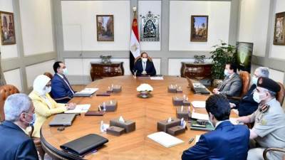 الرئيس يتابع مع الحكومة الوضع الراهن لانتشار فيروس كورونا محليا وعالميا 