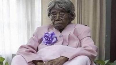 وفاة هيستر فورد الملقبة بـ"عميدة الأميركيين"، عن عمر 116 عاما