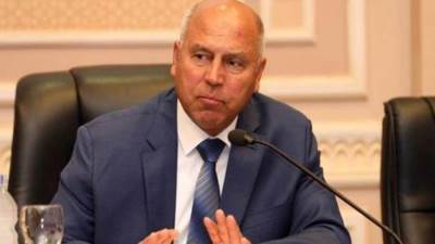 وزير النقل يجري حركة تغييرات واسعة لقيادات هيئة السكة الحديد