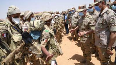 الفريق محمد فريد يشهد مشروع (إعصار62) بإحدى تشكيلات الجيش الثالث الميدانى