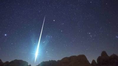 العالم على موعد يوم الخميس مع زخات شهب مذهلة