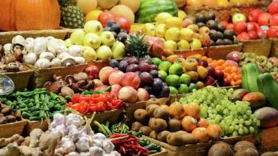 أسعار الخضروات والفاكهة اليوم الأحد 25/4/2021