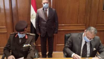 وزير قطاع الأعمال العام يشهد توقيع بروتوكولات تعاون مع القوات المسلحة