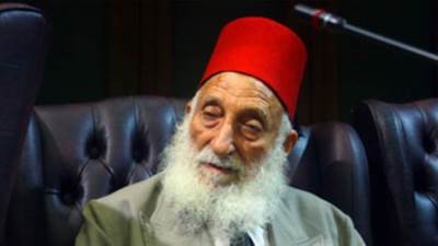 وفاة الشيخ حافظ سلامة قائد المقاومة الشعبية في السويس عن عمر يناهز 92 عاما