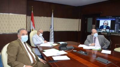 "المجتمعات العمرانية" تعقد اختبارات المتقدمين لوظيفة مدير عام عبر تقنية الفيديو كونفرانس