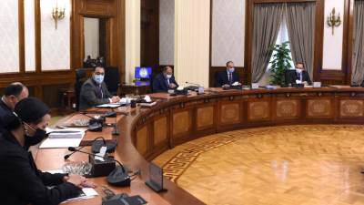 رئيس الوزراء يوجه ببدء التشغيل التجريبي لمنظومة جمع ونقل ونظافة الشوارع في 4 محافظات