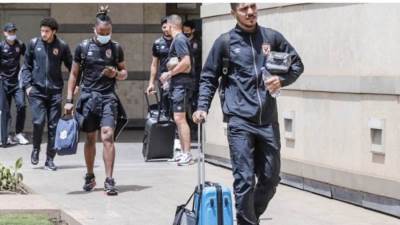 الاهلي يغرم محمد شريف بسبب الشيشة