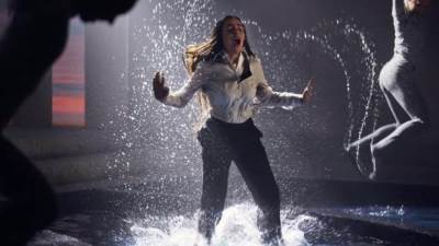 شريهان تخطف الاضواء من جديد بعد عرض صور لها شبيها بمايكل جاكسون