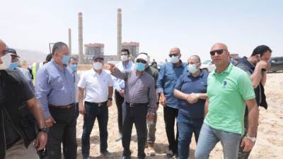 وزير النقل يتفقد أعمال تطوير الميناء لتحويله إلى  أكبر ميناء محوري  على البحر الأحمر وفى الشرق الأوسط 