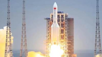 الكوكب يترقب علي اي بلد سيسقط الصاروخ