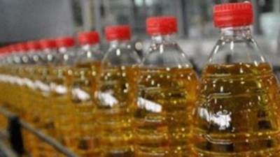 التموين تعلن طرح مناقصة جديدة لتوريد 4 آلاف طن زيت طعام محلى