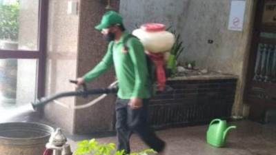 الرى تجرى عملية تطهير وتعقيم لمبنى الوزارة وتشدد على إجراءات النظافة