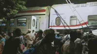 خروج عربة القطار عن القضبان في العياط 