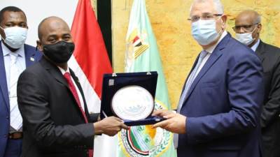 وزير الزراعة يلتقي وزير الثروة الحيوانية السوداني في ختام زيارته للقاهرة 