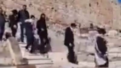 الهلال الأحمر الفلسطينى: ارتفاع حصيلة المصابين فى مواجهات الأقصى لـ 305