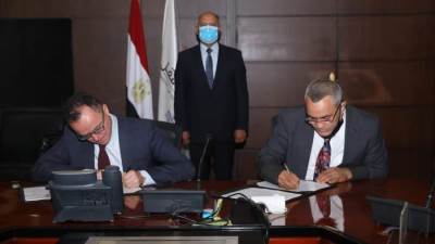 وزير النقل يشهد توقيع مذكرة تفاهم مشروع «أتوبيسات BRT»