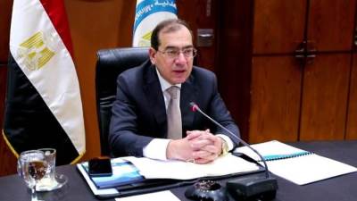 وزارة البترول: استيراتيجية جديدة لصناعة البروكيماويات و رفع الكفاءة التشغيلة للوحدات القائمة 