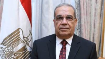 وزير الإنتاج الحربى: نعمل بخطة طموحة لتحويل أساليب الرى الزراعى التقليدية للنظم الذكية