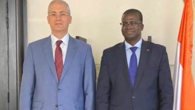 سفير مصر لدى كوت ديفوار يلتقي وزير البترول والطاقة والمناجم الإيفواري