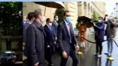 الرئيس السيسي يصل مقر مؤتمر باريس لدعم المرحلة الانتقالية فى السودان