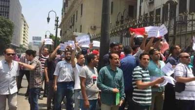 برلماني يكشف أخر تطورات حل أزمة 36 الف معلم 